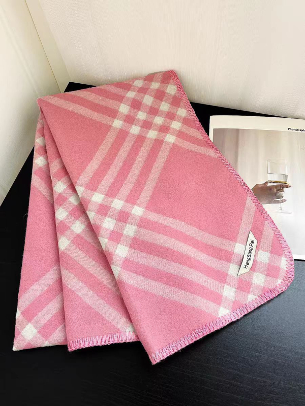 Шал от имитационен кашмир с каре — warp knitting, запазва топлината, зимен стил