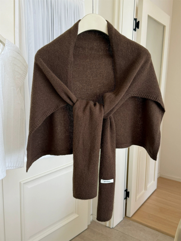 Шал за жени, 100% вълна, едноцветен модел, права тъкан, средна дължина, за топлина