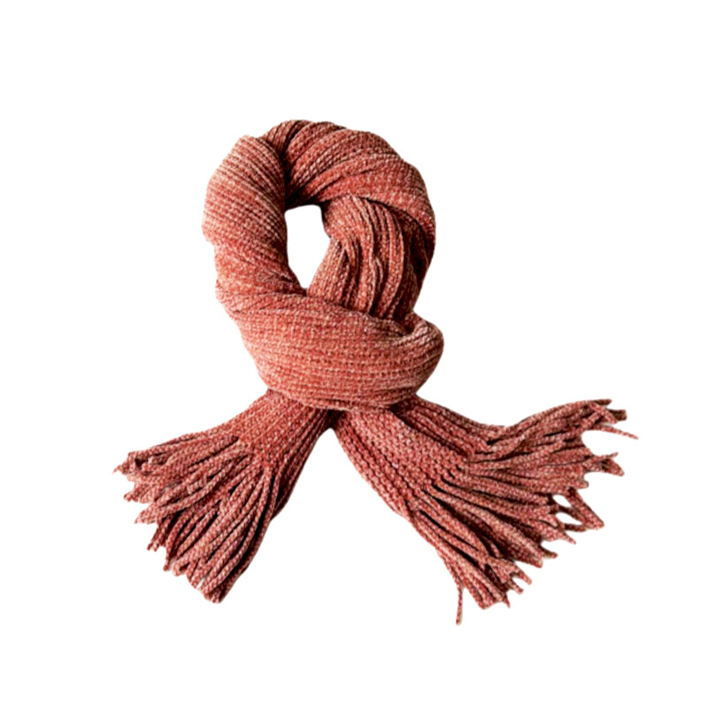 Дамски зимен Chenille плетен шал – текстуриран модел с пискюли, акрилово влакно 71–80%, запазва топлината