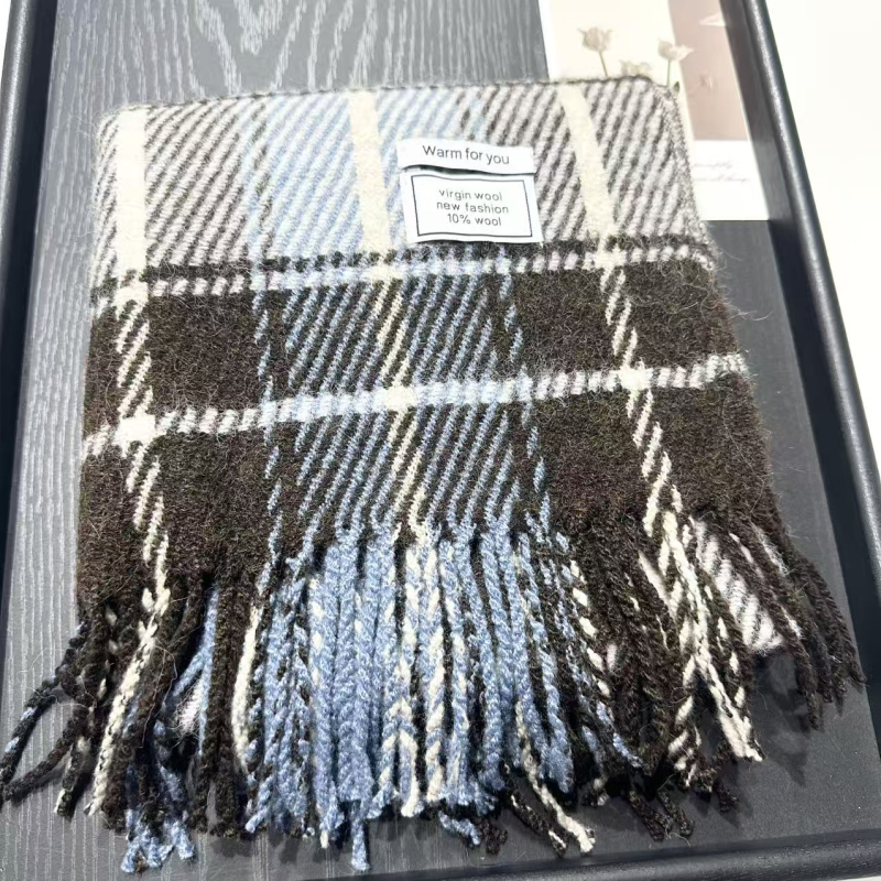 Zimski vuneni karirani šal — twill tkanje; vunena mješavina; produžena duljina; zadržava toplinu