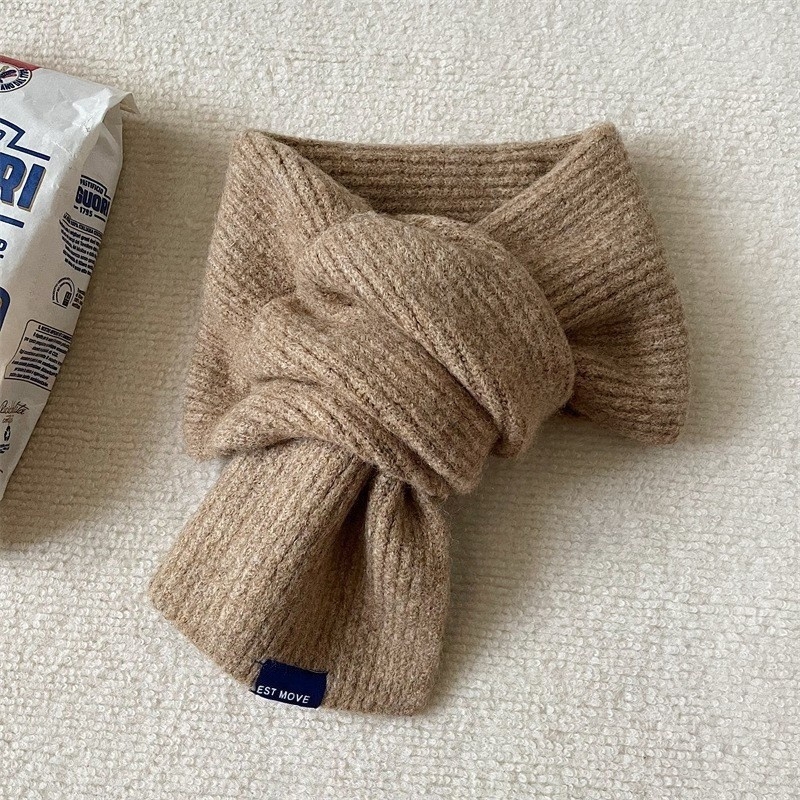 Šal od poliestera s warp-knitting tehnologijom, održava toplinu, proljeće, stil srednje duljine