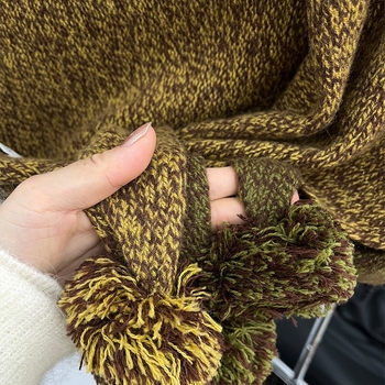 Vuneni trokutasti šal za zimu, warp-pleteni materijal, trokutasti stil