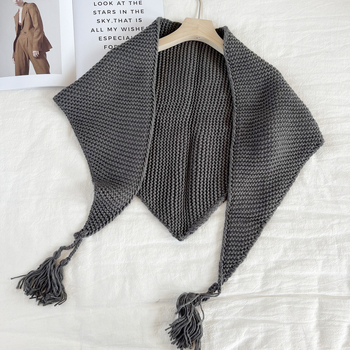 Șal triunghiular din lână amestecată • Monocrom • toamnă • Decorativ