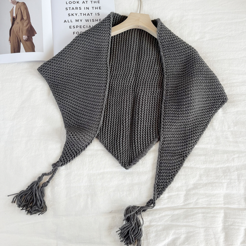 Șal triunghiular din lână amestecată • Monocrom • toamnă • Decorativ