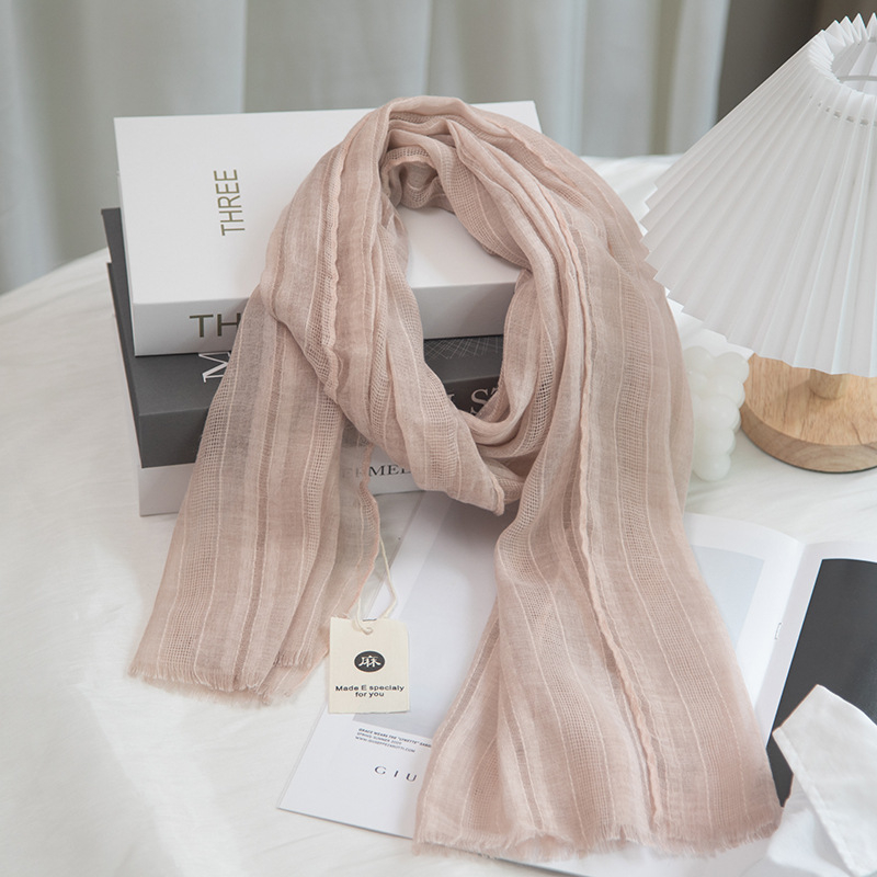 Šal od pamuk-lin miks, književno-umjetnički stil, satenski završetak (warp tkanje; glavna tkanina: poliester)