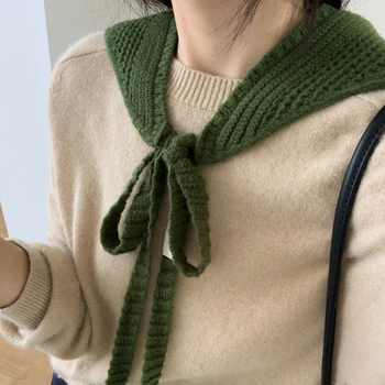 Kolmnurkne sall lõigatud kujundusega, vill, monokroomne, hoiab soojas