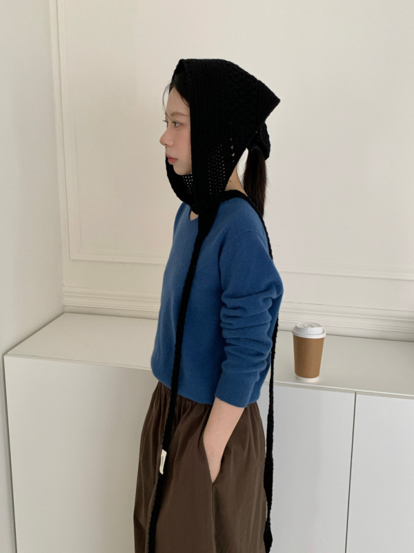 Kolmnurkne sall lõigatud kujundusega, vill, monokroomne, hoiab soojas