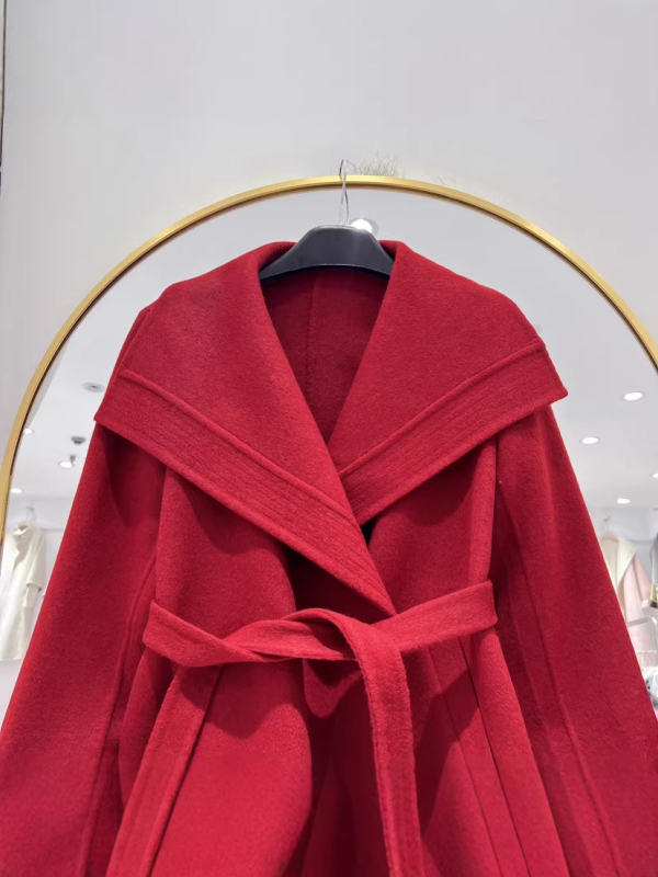 Γυναικείο παλτό από μαλλί προβάτων, ίσιο σιλουέτο, μεσαίου μήκους 65–80 εκ, μονόχρωμο, κλείσιμο με κορδόνι