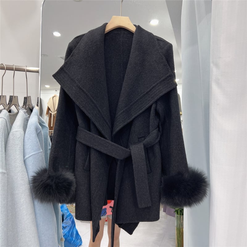 Γυναικείο παλτό από μαλλί προβάτων, ίσιο σιλουέτο, μεσαίου μήκους 65–80 εκ, μονόχρωμο, κλείσιμο με κορδόνι