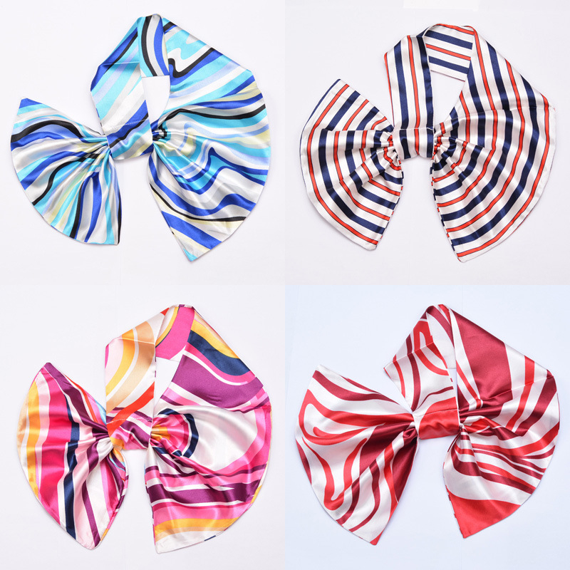 Μικρός τετράγωνος φουλάρι από πολυεστέρα, καλοκαιρινό στυλ, περιεκτικότητα πολυεστέρα >96%