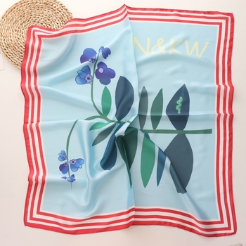 Τετράγωνο φουλάρι για καλοκαίρι — φρέσκο και γλυκό στυλ, εκτύπωση, 100% πολυεστέρας