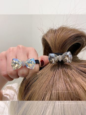 Krištolo plaukų kaspinėlis, korėjietiško stiliaus, gaivi ir saldi; medžiaga: krištolas; apdorojimas: elektroplatingas