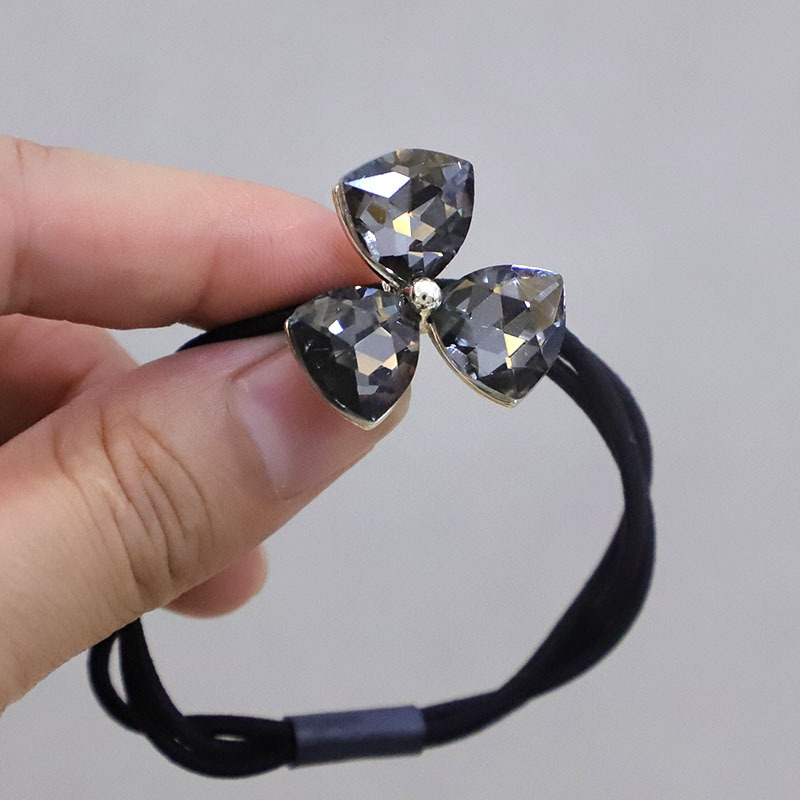 Krištolo plaukų kaspinėlis, korėjietiško stiliaus, gaivi ir saldi; medžiaga: krištolas; apdorojimas: elektroplatingas