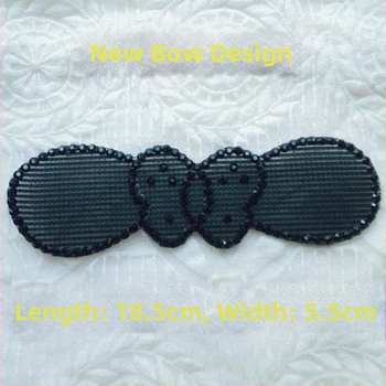 Galvas rotai ar sudraba matu patchu bangām, punktveidīgs burvīgs dizains, pavasaris 2025