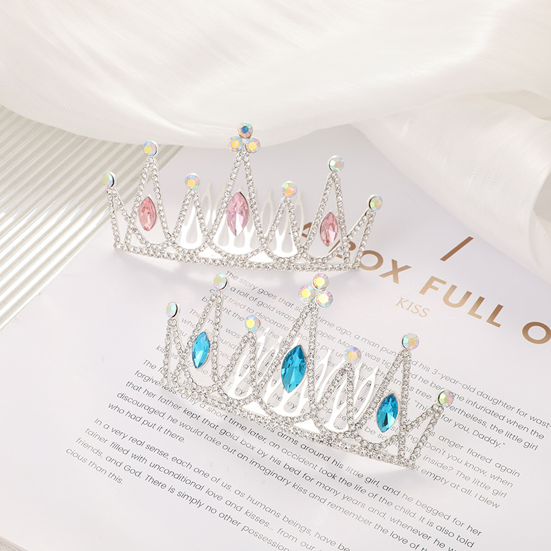 Гребен за коса с детска корона – принцесен стил, луксозен дизайн, кристали, електроплатина