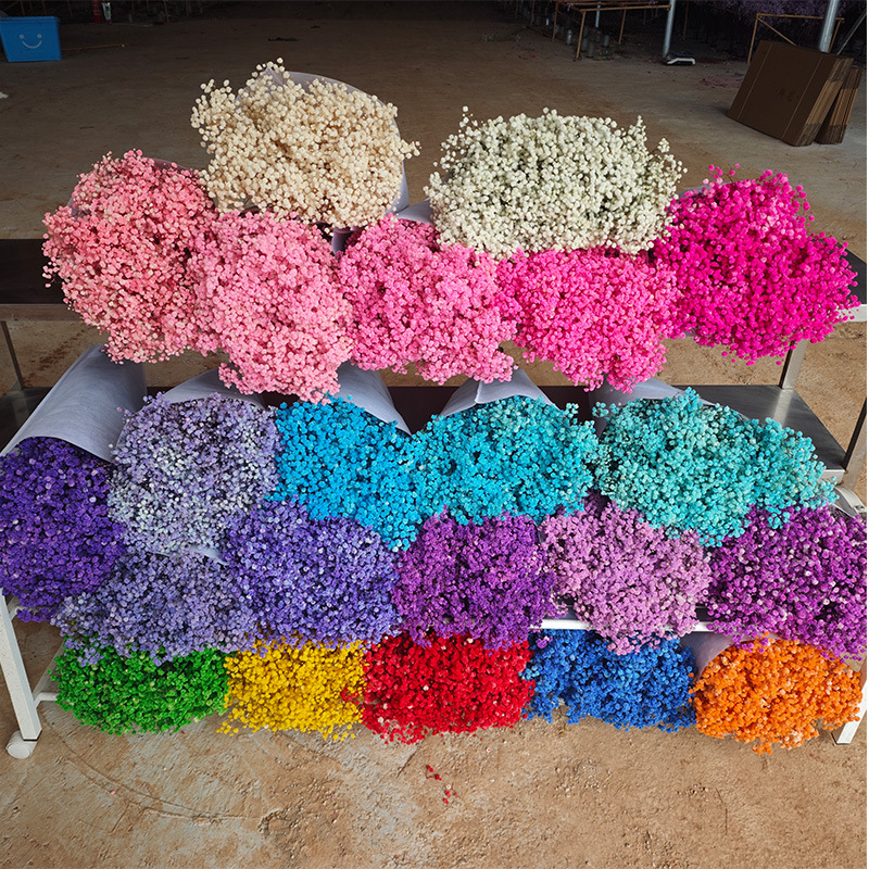 Starry Sky saglabāto ziedu pušķis, 400–500 g