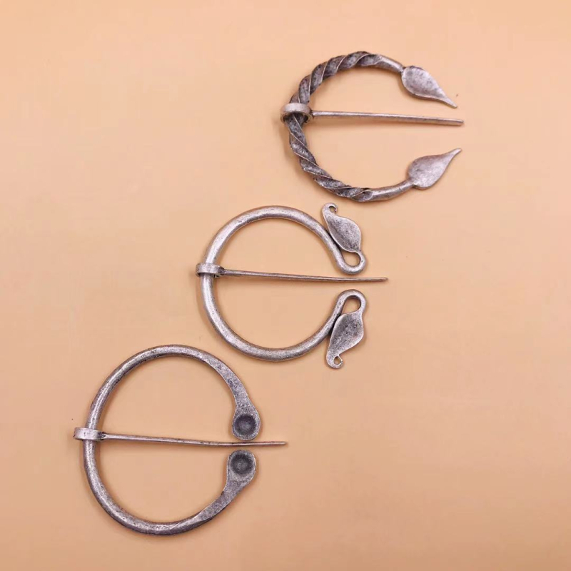 Set od tri broševa: kopča za kaput/kapelu, kopča za šal i kopča za pulover | legura | vintage Viking stil | unisex