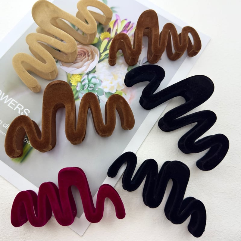 Shark clip za kosu, ručna izrada, plastika/smola, zima 2023, modni uredski stil