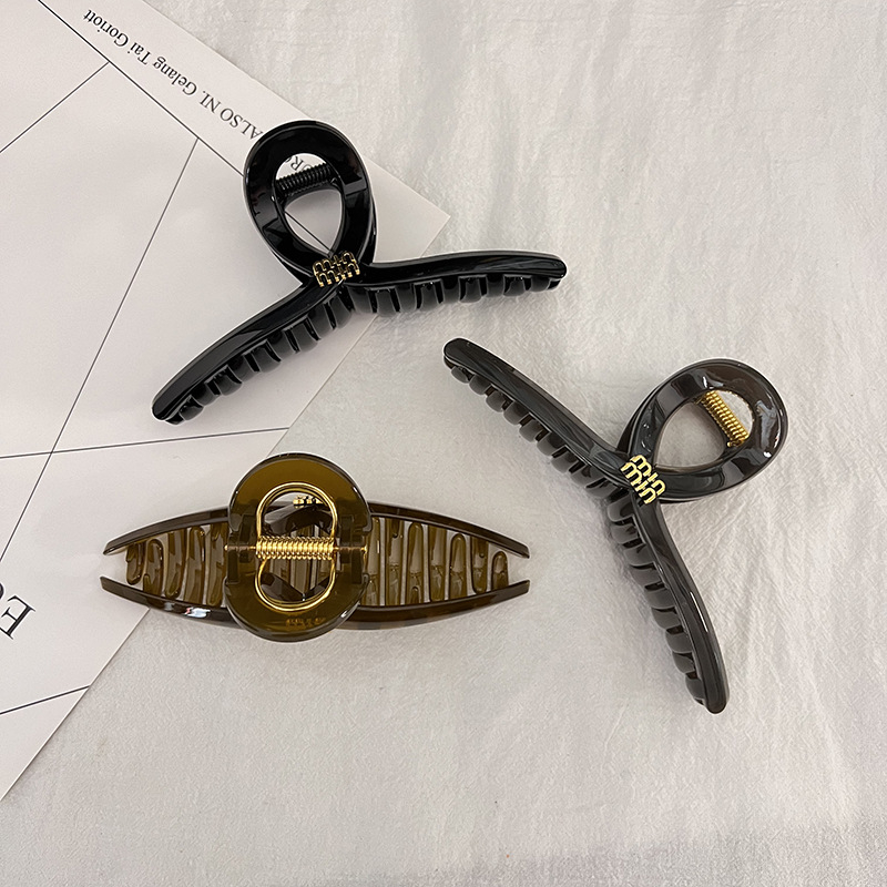 Akrila matu klips ar turētāju, roku darbs, minimālistiskais stils, vasara 2024