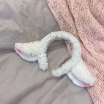 Matu lāpīte ar pūkaino jēriņa ragiem, rokdarbs, audums, sievietēm, mīļš stils, ziemas 2024