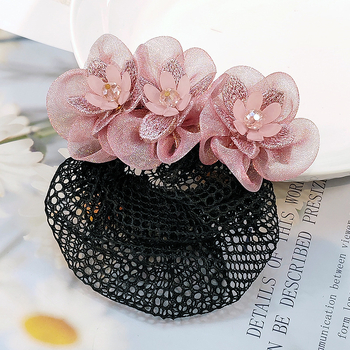 Щипка за коса от коприна прежда с ръчно изработено текстилно цвете, пружинен клип — стил: японско-корейско вдъхновение; модел HY2304203; марка Flowers and Jin