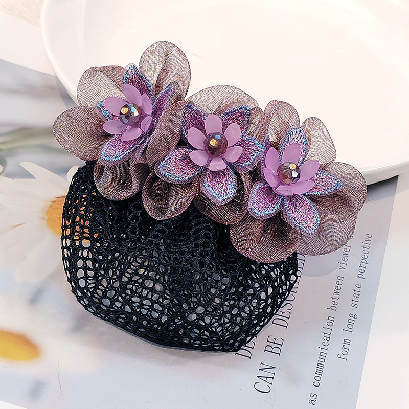 Щипка за коса от коприна прежда с ръчно изработено текстилно цвете, пружинен клип — стил: японско-корейско вдъхновение; модел HY2304203; марка Flowers and Jin