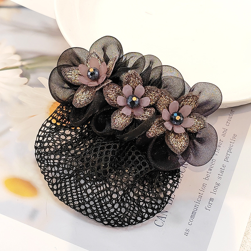 Щипка за коса от коприна прежда с ръчно изработено текстилно цвете, пружинен клип — стил: японско-корейско вдъхновение; модел HY2304203; марка Flowers and Jin