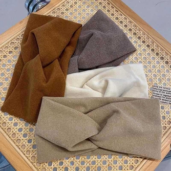 Fém hajgumi fejfedő, tavasz 2025