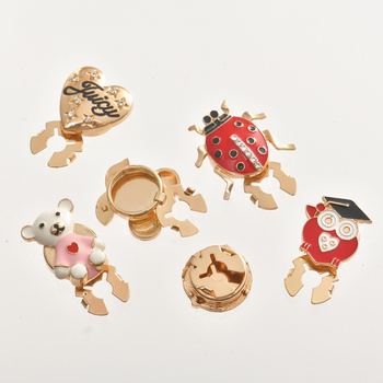 Manșetă pentru cămașă din aliaj, design Cartoon, unisex, formă de fruct, electroplating, încrustare cu aur (Primăvara 2023)