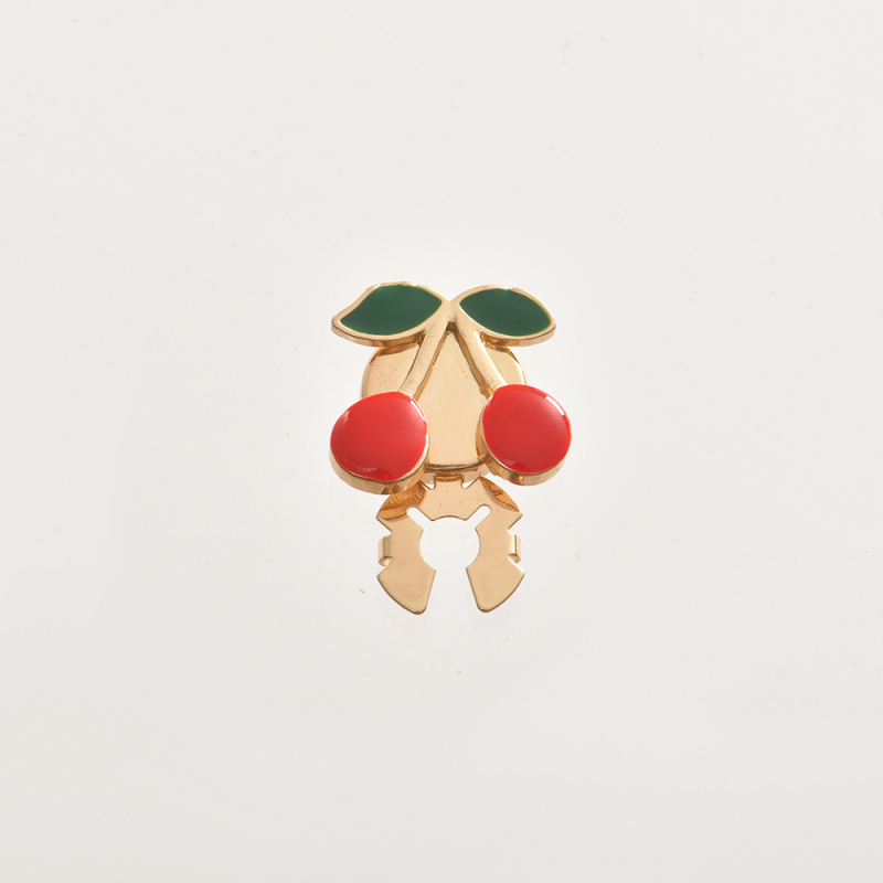 Manșetă pentru cămașă din aliaj, design Cartoon, unisex, formă de fruct, electroplating, încrustare cu aur (Primăvara 2023)