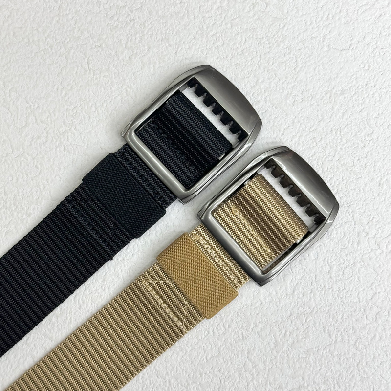 Pojas – Pleteni materijal, kopča od zlitine, zatvaranje kopčom, širina 2-4 cm, stil: svestran, opušten, sportski, minimalistički