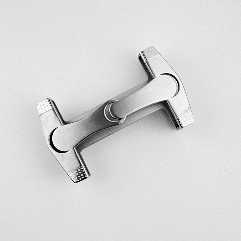 Roostevabast terasest vöökatara, ruudukujuline plaadi kujundus, siledus lukk, loomamuster, kohandamine saadaval