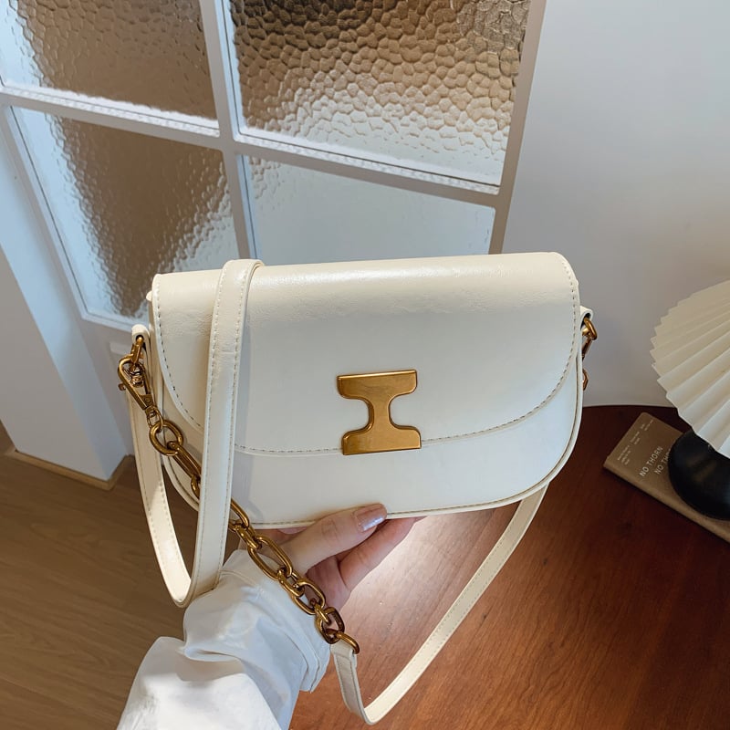 PU odos saddle rankinė, miesto minimalistinis stilius, horizontali kvadratinė forma, magnetinis užsegimas