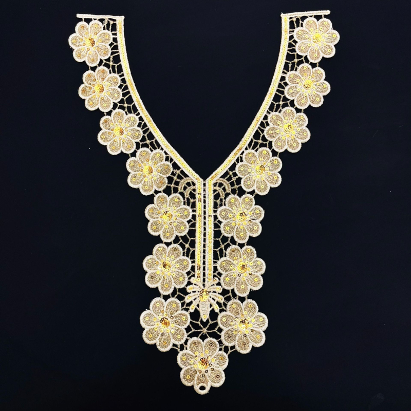 Aukso siūlų siuvinėta apykaklė su gėlių trimatiniu motyvu, V formos kaklas, vandeniui tirpstanti siuvinėjimo nėriniai, prekės ženklas Dielai.