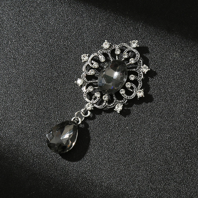 Αξεσουάρ γραβάτας: κράμα μετάλλου, μονόχρωμο μοτίβο, σχέδιο U-σχήματος, χειροποίητη βαφή, ανδρικό στυλ