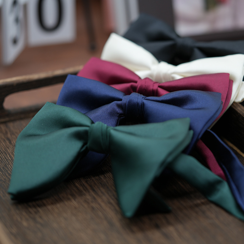 Γραβάτα-φιόγκος για άνδρες, τύπος βέλος, κορεατική έκδοση; πολυεστέρας ύφασμα; μονοχρωματικό σχέδιο; Jacquard ύφανση