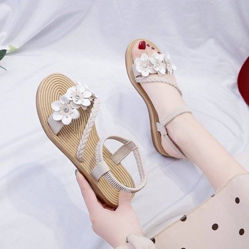 Σανδάλια με ιμές και φλοράλ διακόσμηση, κορεατικό στυλ, ανοιχτό δάχτυλο, χαμηλό τακούνι έως 3 εκ, γλατιατόρ λουριά