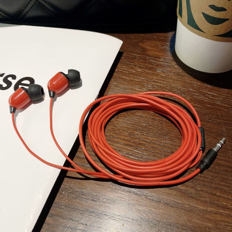 In-ear monitorinės ausinės su mikrofonu, triukšmo mažinimas, universalus garso šaltinis, retro stilius (In-ear, Mikrofonas, Triukšmo mažinimas, Universalus garso šaltinis)