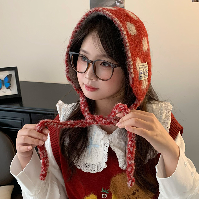 Зимни ушни защити – топли и удебелени, плетена лента с точков модел, сгъваеми и универсални, за външни условия, полиестер