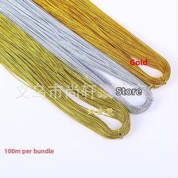 Metalinė siūlė, 8 gijų pluoštas, apvali, poliesteris, skirta pakabinamoms etiketėms ir dovanų įvyniojimui, blizganti