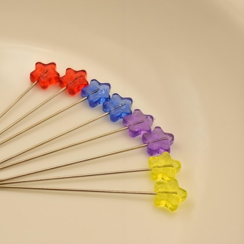 Καρφίτσες με τρισδιάστατο πεντάκτινο αστέρι για χειροποίητα κοσμήματα, λουλούδια και στερέωση περούκας — Jushun; στυλ: κορεατικό, ιαπωνικό, ελαφρύ πολυτελές; Συσκευασία: 100 τεμ/κουτί (270 τεμ/καρτόνι) ή 50 τεμ/κουτί (300 τεμ/καρτόνι); Δοχεία: 1l/2l/3l/5l