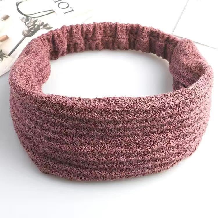 Naistele mõeldud kudumisel elastne juukseband lillekandega – juukseaksessuaar näopuhastuseks ja juuksekadu ennetamiseks