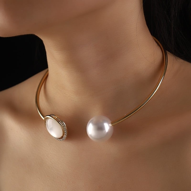 Tulun унисекс алуминиев чокър с форма на цвете и изкуствена перла — твърда яка