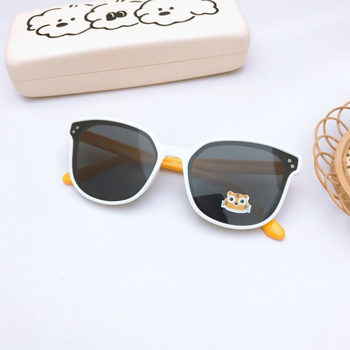 BLINGQUEEN Παιδικά Πολωμένα Γυαλιά Ηλίου, Πλήρης Σκελετός, Φακοί Ρητίνης, UV Προστασία, Τετράγωνο Σχήμα, Άνοιξη 2025