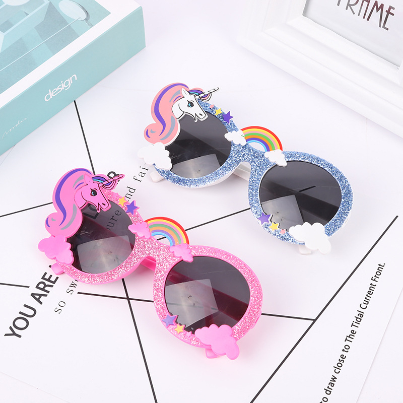 Ochelari de plastic pentru petrecere – recuzită de cosplay cu design Pegaz, proces semi-manual, personalizare disponibilă