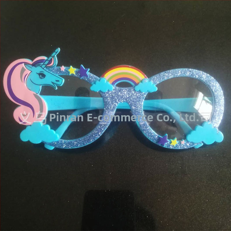 Ochelari de plastic pentru petrecere – recuzită de cosplay cu design Pegaz, proces semi-manual, personalizare disponibilă