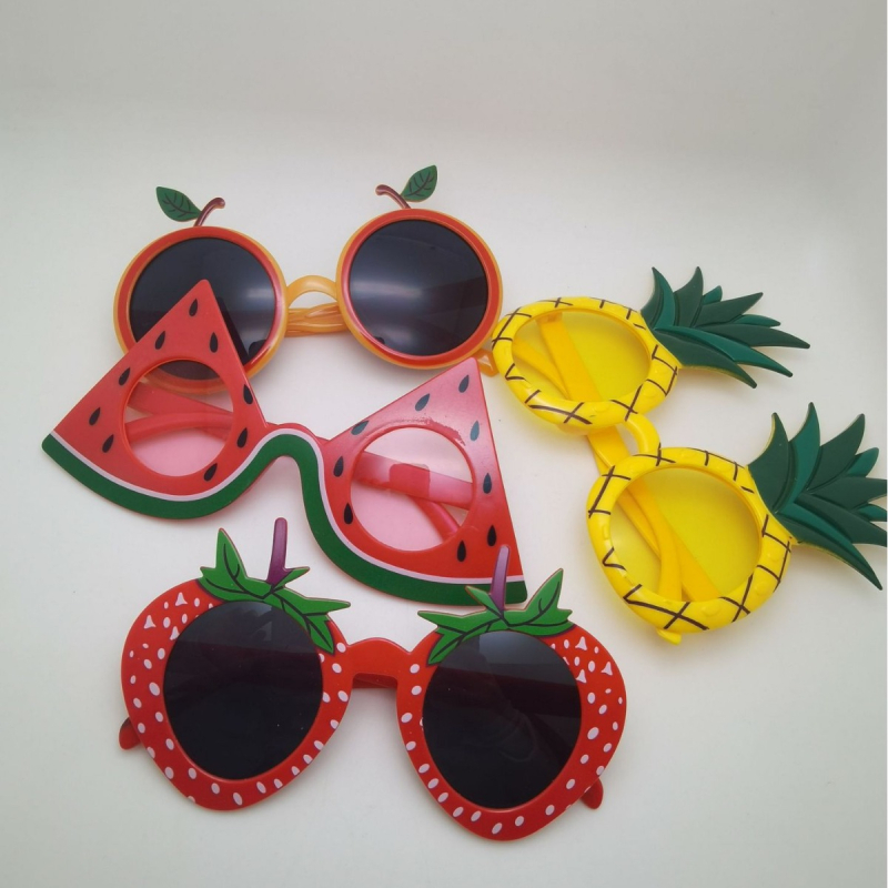 Jaunrades saulesbrilles ballītei ar augļu motīvu — Havaju pludmales ballīte, universāls dizains, plastmasas rāmis, 2024 balles stils