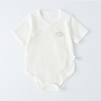 Бебешки ромпер с безкостна конструкция, къс ръкав, тънка памук-еластан тъкан (95% памук), диагонално закопчаване, за новородени до 12 месеца