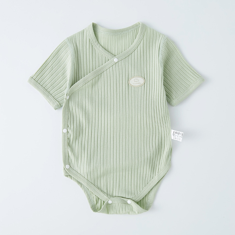 Бебешки ромпер с безкостна конструкция, къс ръкав, тънка памук-еластан тъкан (95% памук), диагонално закопчаване, за новородени до 12 месеца