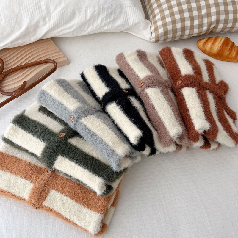 Новородено гащеризон от норков велур, дълъг ръкав, пуловер за зима